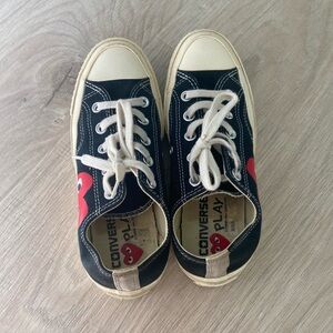 Unisex converse shoes